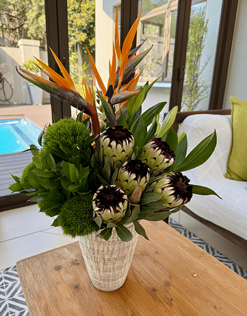 Corporate Arrangement - Strelitzia & Proteas - Impala Online