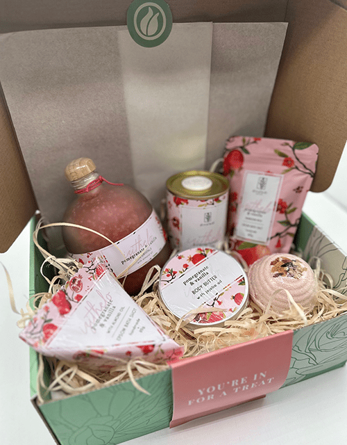 Luxury Bath Pomegranate & Vanilla Gift Box - Impala Online