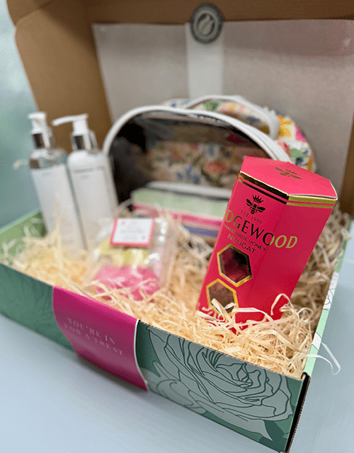 Luxury Flora Gift Box - Impala Online
