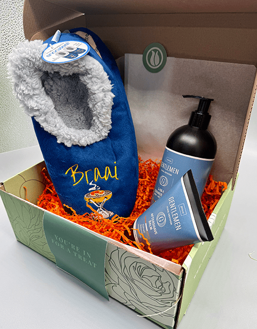 'Braai Makes me Happy' Slippers Gift Box - Impala Online