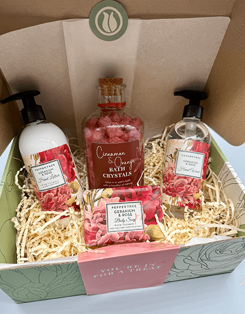 Cinnamon, Geranium & Rose Gift Box - Impala Online