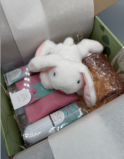 Coconut & Vanilla Bunny Gift Box - Impala Online