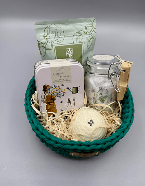 Garden Treasures Gift Basket - Impala Online