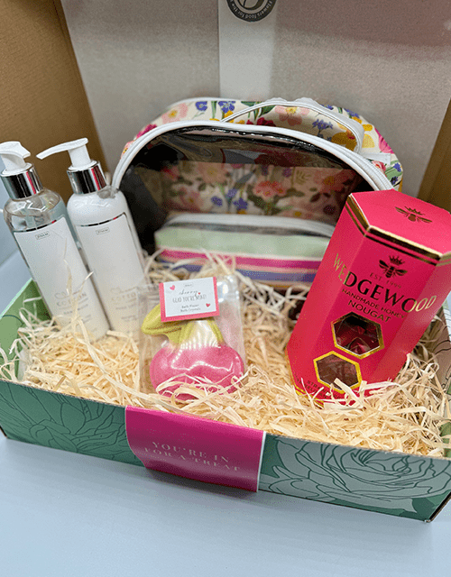 Luxury Flora Gift Box - Impala Online