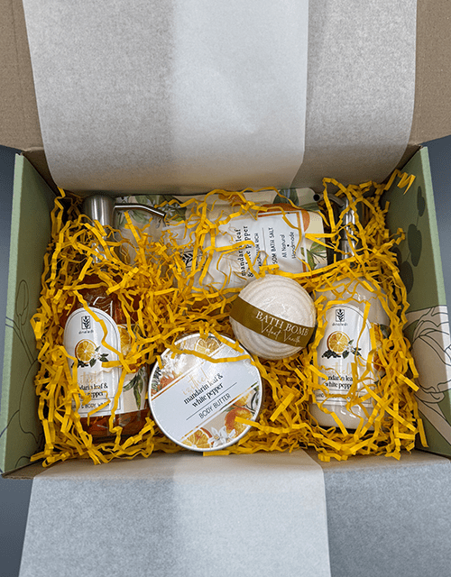 Mandarin leaf & White Pepper Gift Box - Impala Online