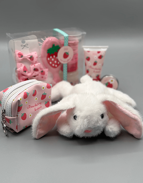 Strawberry Kisses Gift Box - Impala Online