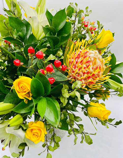 Beautiful Yellow Rose Suprise - Impala Online