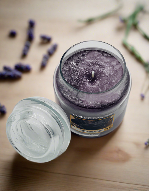 Dried Lavender and Oak Yankee Candle - Impala Online