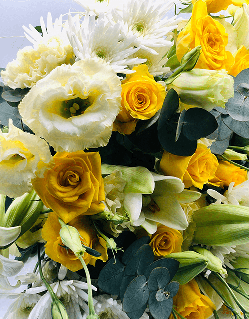 Lovely Lavish Mix Bouquet - Impala Online